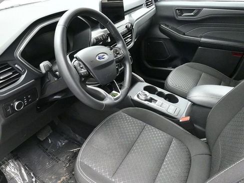 Used 2023 Ford Escape Active image 12