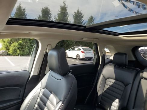 Certified 2022 Ford Edge SEL w/ Convenience Package image 10