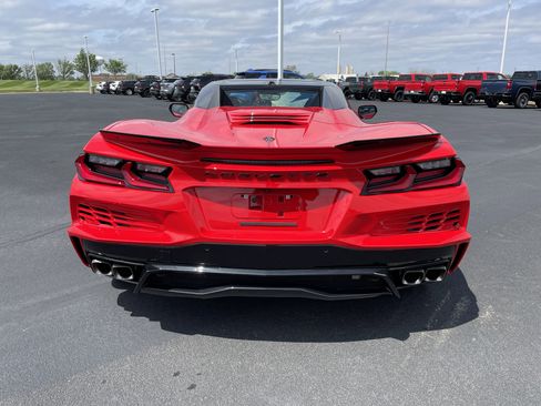 Used 2025 Chevrolet Corvette E-Ray w/ LPO, Roadside Safety Package image 4