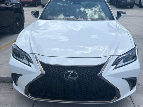 Used 2023 Lexus ES 350 F Sport w/ Accessory Package (Z2) FWD image 5
