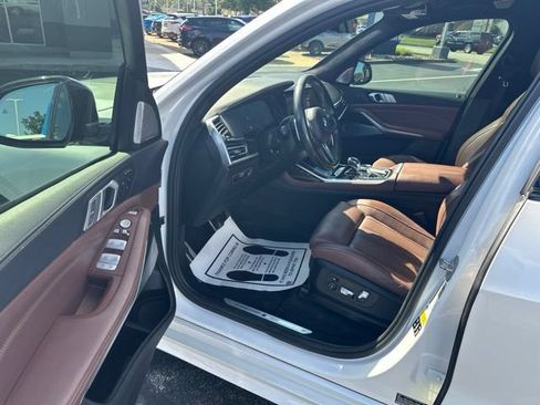 Used 2019 BMW X7 xDrive40i w/ Premium Package AWD/4WD image 15