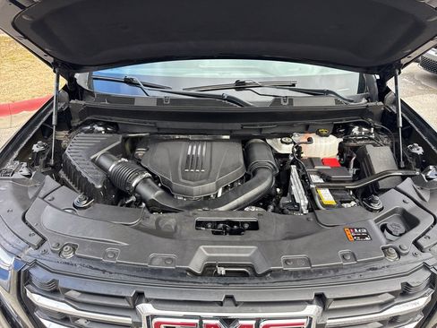 Used 2024 GMC Acadia Elevation image 46