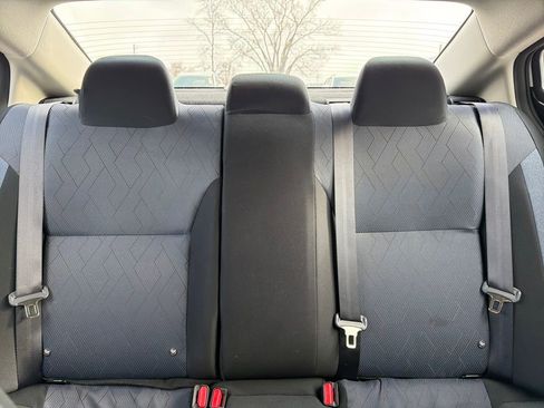 Used 2025 Nissan Versa SV w/ Trunk Package image 64