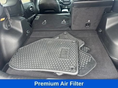 Used 2019 Jeep Cherokee Latitude Plus w/ Comfort/Convenience Group AWD/4WD image 6