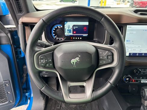 Used 2023 Ford Bronco Outer Banks image 28