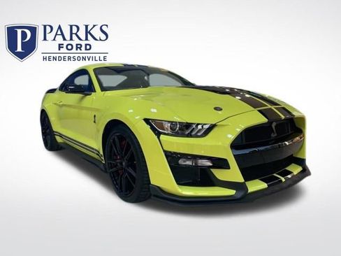 Used 2021 Ford Mustang Shelby GT500 w/ Technology Package RWD image 1