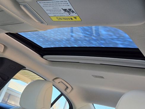 Used 2021 MAZDA MAZDA3 s image 24