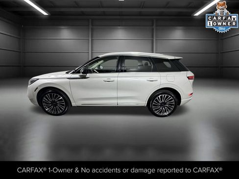 Certified 2022 Lincoln Corsair AWD w/ Premium Package image 4
