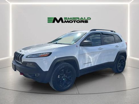 Used 2018 Jeep Cherokee Trailhawk AWD/4WD image 1