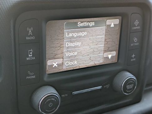 Used 2018 Jeep Wrangler Unlimited Sport AWD/4WD image 15