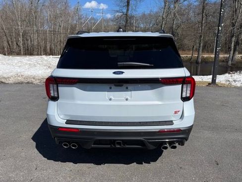 New 2026 Ford Explorer ST w/ Sun And Sound Package image 5