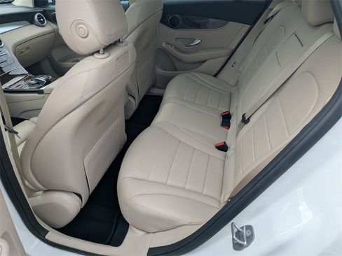 Used 2018 Mercedes-Benz GLC 300 image 17