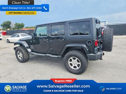 Used 2016 Jeep Wrangler Unlimited Sahara w/ Connectivity Group AWD/4WD image 3