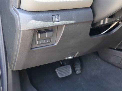 Certified 2026 Chevrolet Colorado ZR2 w/ Technology Package AWD/4WD image 24
