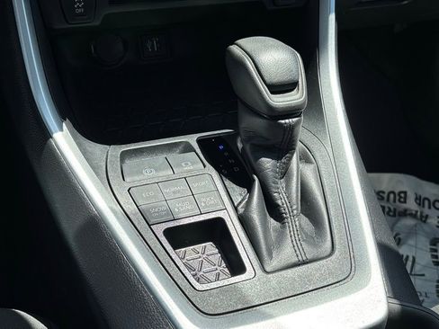 Used 2024 Toyota RAV4 XLE AWD/4WD image 10