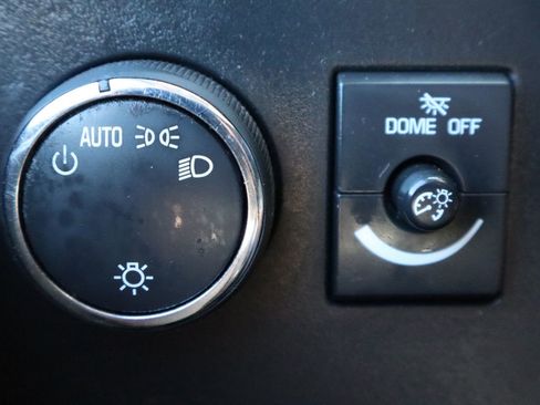 Used 2016 Chevrolet Express 2500 image 26