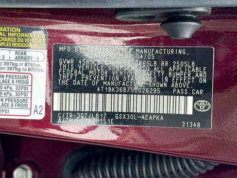 Used 2005 Toyota Avalon Limited image 32