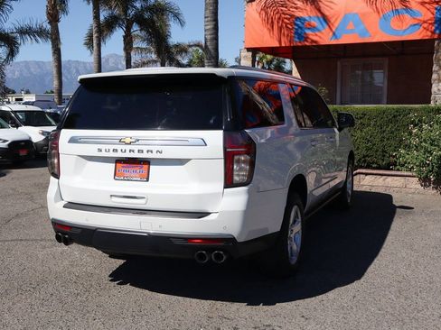 Used 2021 Chevrolet Suburban High Country w/ Premium Package image 9