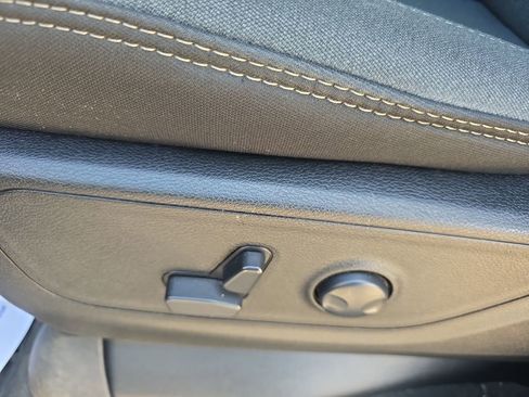 Used 2023 RAM 1500 Big Horn AWD/4WD image 13