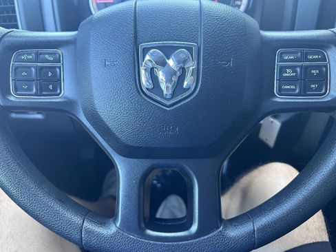 Used 2018 RAM 1500 Express w/ Express Value Package AWD/4WD image 17