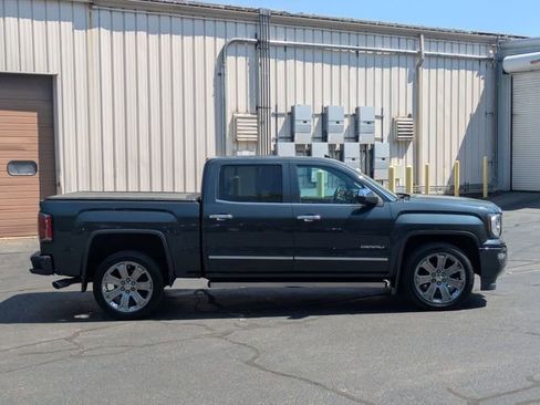 Used 2018 GMC Sierra 1500 Denali w/ Denali Ultimate Package AWD/4WD image 6