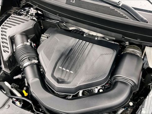 Used 2025 GMC Acadia Elevation image 30