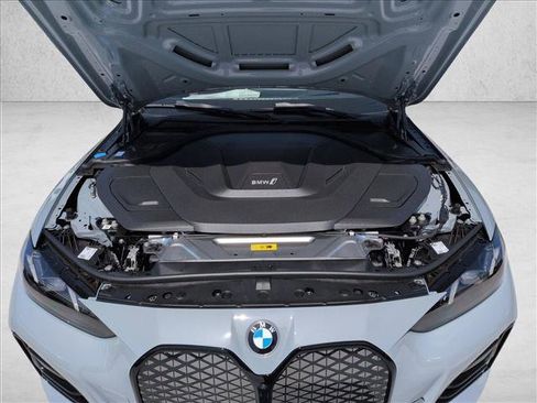 New 2026 BMW i4 eDrive40 w/ M Sport Package RWD image 16