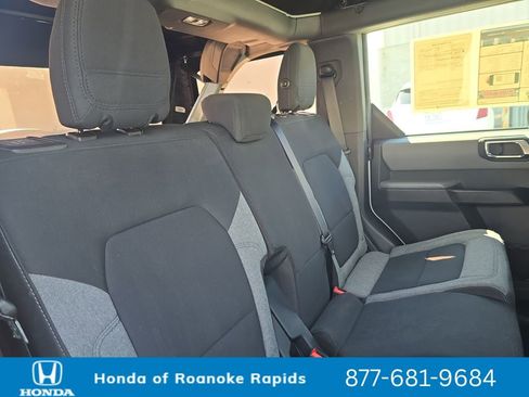 Used 2022 Ford Bronco 4-Door AWD/4WD image 18