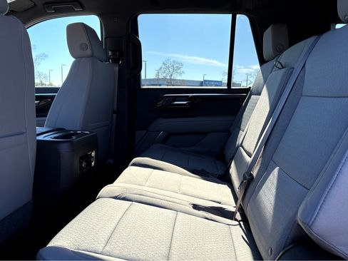 New 2026 Chevrolet Tahoe LS image 17