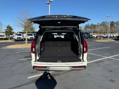 New 2026 Ford Expedition Max Platinum w/ Driver's Package image 7