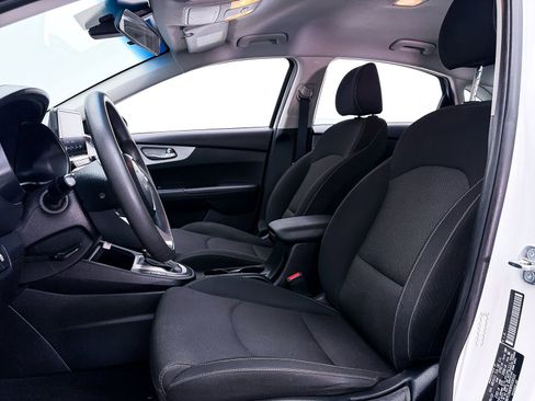 Certified 2023 Kia Forte LXS FWD image 17