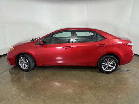 Used 2015 Toyota Corolla LE FWD image 13