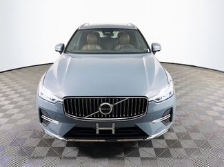 Used 2023 Volvo XC60 B5 Plus FWD video 2