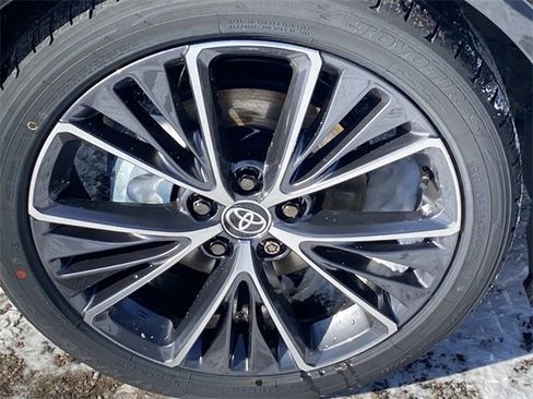 New 2026 Toyota Prius XLE image 6