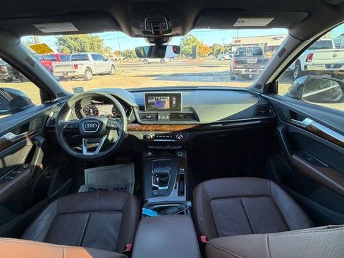 Used 2018 Audi Q5 2.0T Premium Plus w/ Premium Plus Package image 14