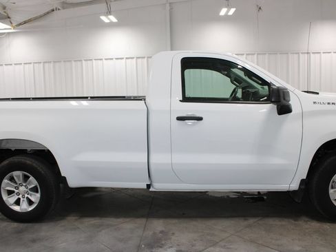 Used 2022 Chevrolet Silverado 1500 W/T RWD image 11
