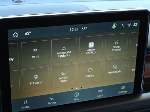 Used 2022 Lincoln Aviator Reserve w/ Elements Package Plus image 18