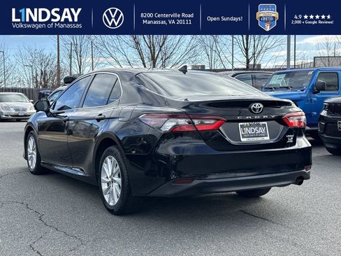 Used 2023 Toyota Camry LE image 4