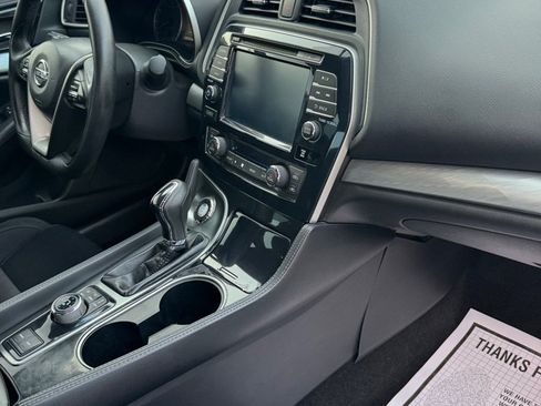 Used 2017 Nissan Maxima 3.5 S FWD image 10