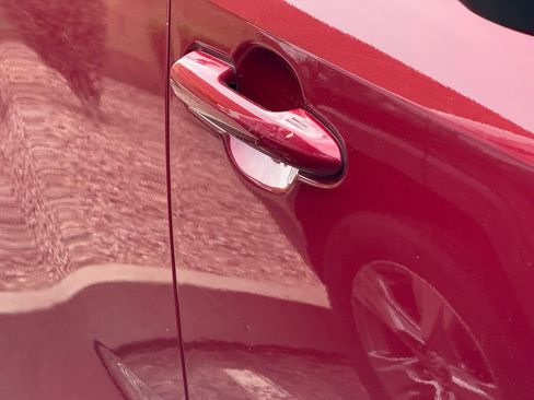 Used 2025 Toyota RAV4 XLE image 8