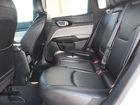 Used 2025 Jeep Compass Limited AWD/4WD image 14