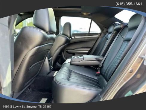 Used 2018 Chrysler 300 S w/ 300S Premium Group image 11