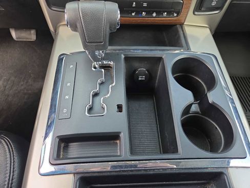 Used 2013 RAM 1500 Laramie w/ Convenience Group AWD/4WD image 25