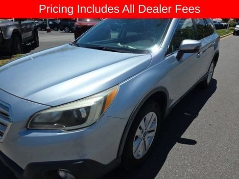 Used 2017 Subaru Outback 2.5i Premium AWD/4WD image 1