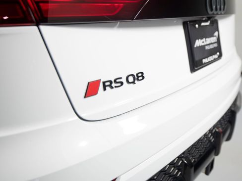 Used 2025 Audi RS Q8 performance image 39