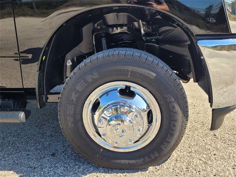 New 2026 RAM 3500 Tradesman image 10