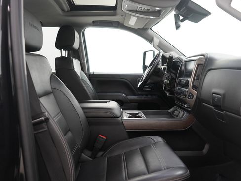 Used 2018 GMC Sierra 2500 Denali image 11