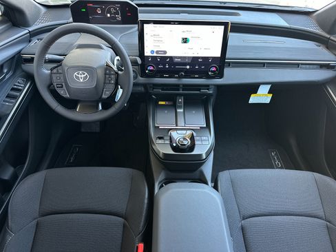 New 2026 Toyota C-HR AWD/4WD image 9