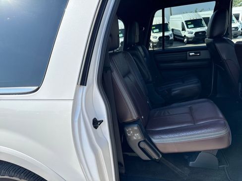 Used 2016 Ford Expedition EL Platinum AWD/4WD image 29