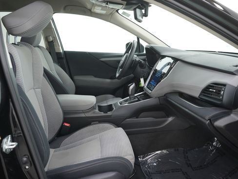 Used 2023 Subaru Outback Premium AWD/4WD image 12